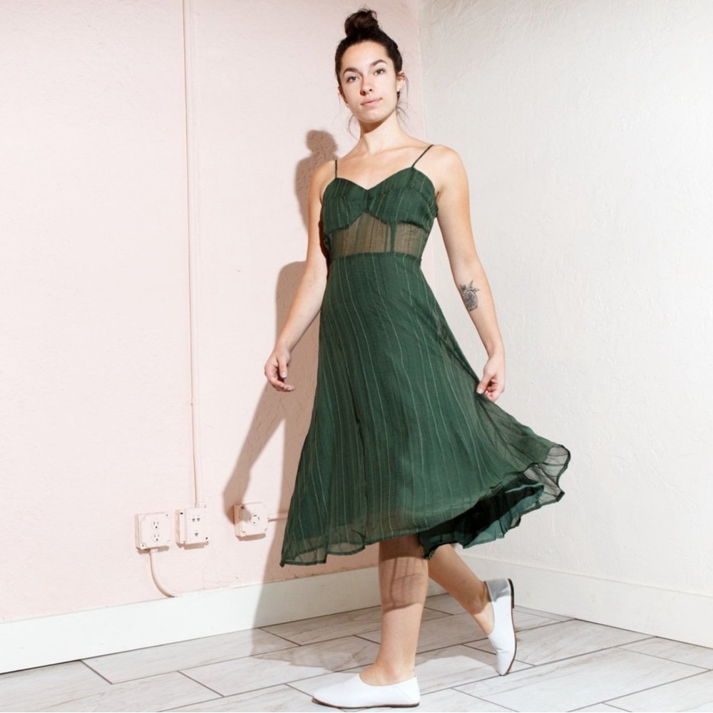 Line & Dot Green Kaya Midi Dress